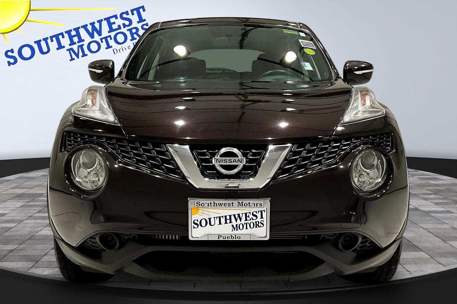 Used 2017 Nissan Juke SV AWD/4WD image 2