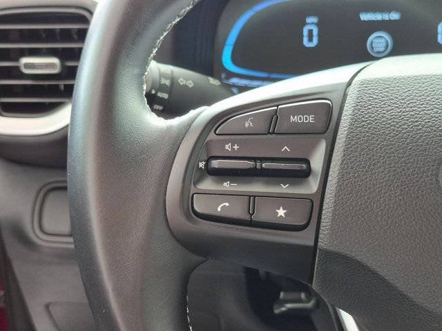 Used 2025 Hyundai Venue SEL FWD image 19