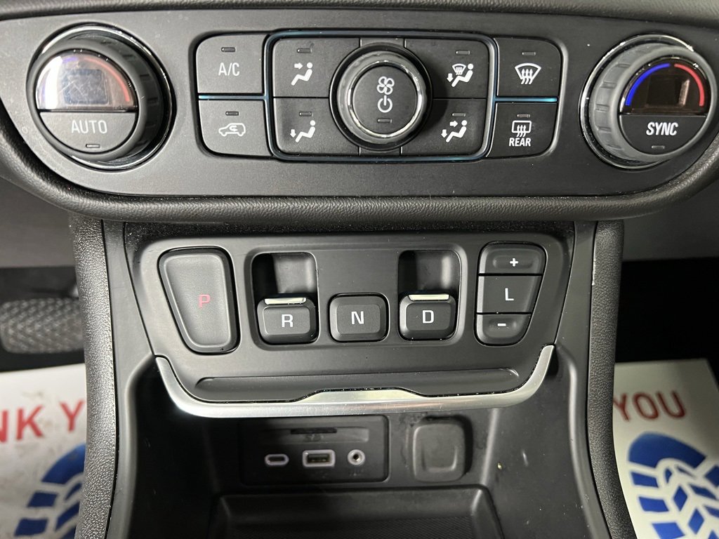 Used 2020 GMC Terrain SLT image 11