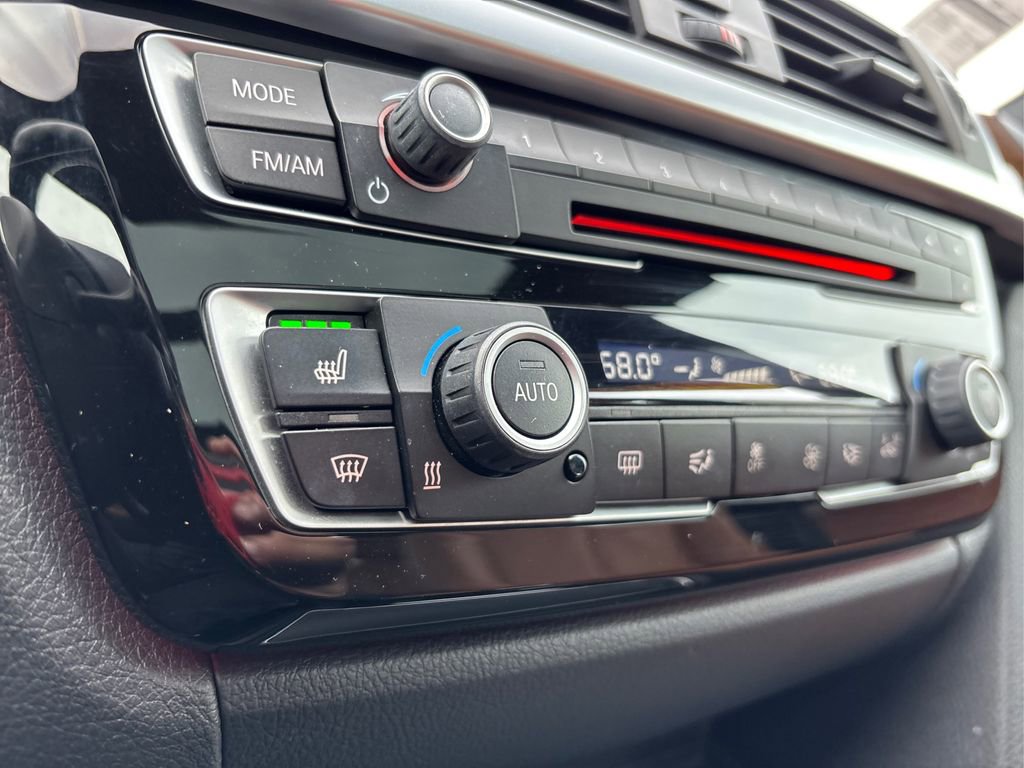 Used 2017 BMW 330i Gran Turismo xDrive image 37