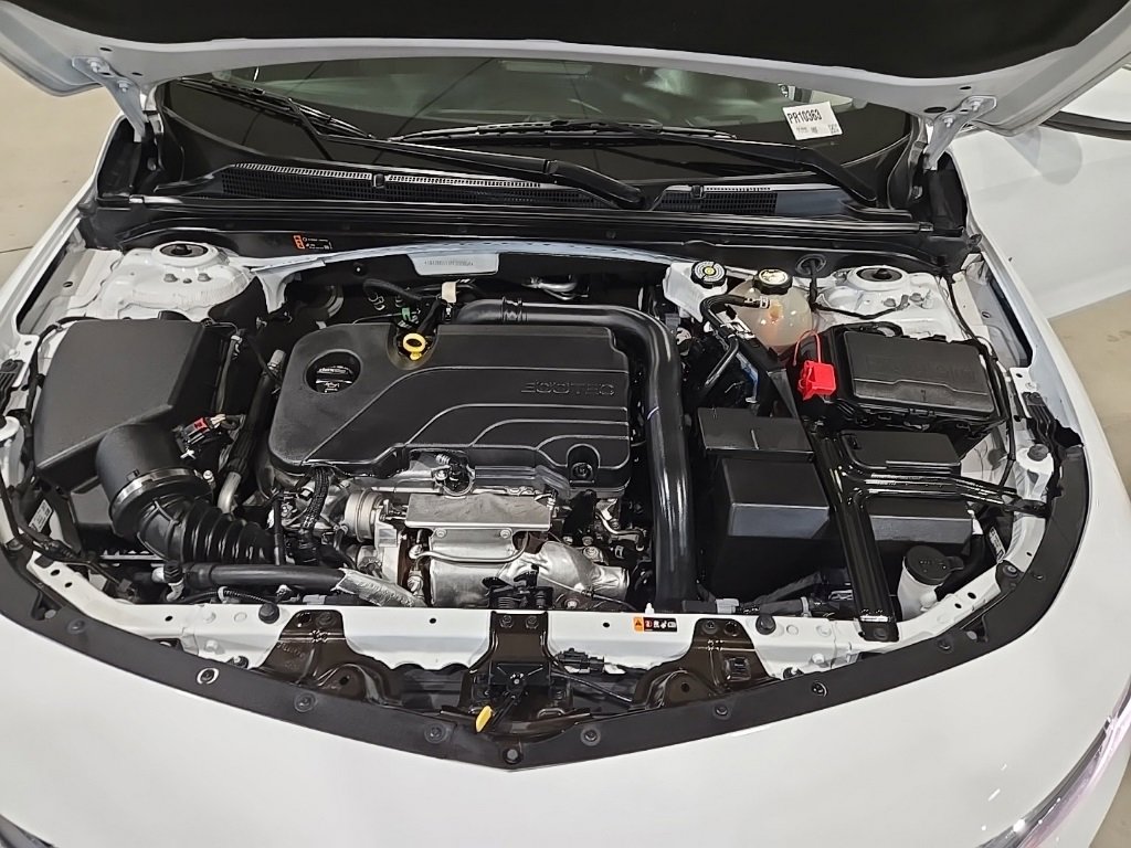 Used 2023 Chevrolet Malibu LT image 30