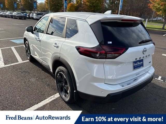 New 2026 Nissan Rogue SV image 5