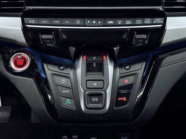 Used 2025 Honda Odyssey Touring image 43