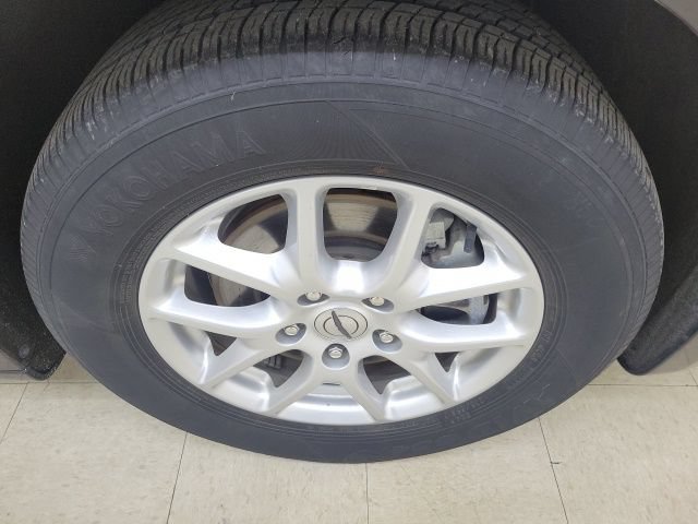 Used 2023 Chrysler Pacifica Touring-L FWD image 4