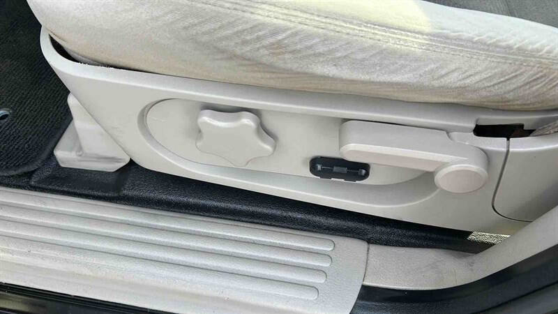 Used 2007 Ford Explorer Sport Trac XLT image 24