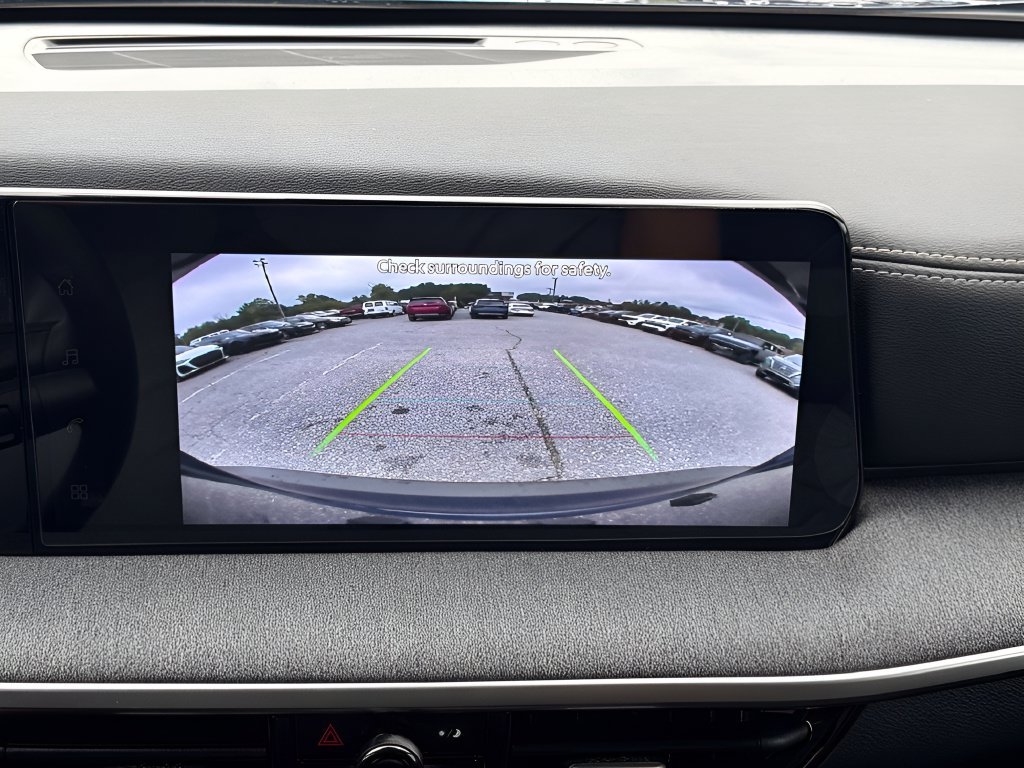 Used 2026 Nissan Kicks SV w/ SV Premium Package FWD image 17