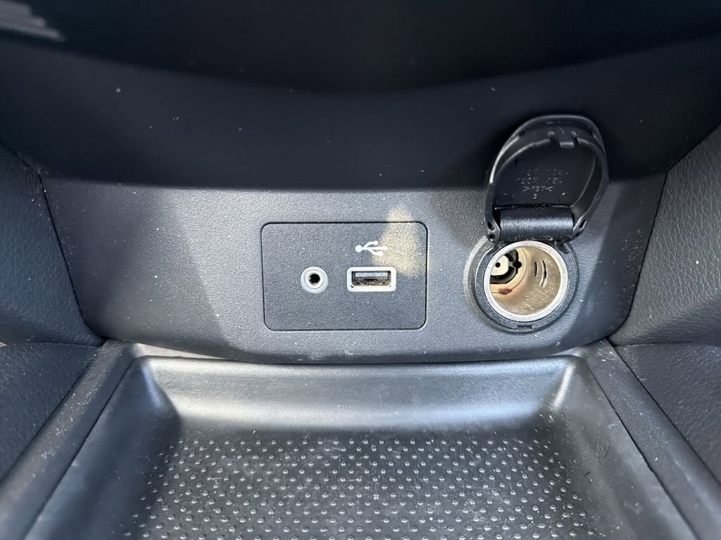 Used 2019 Nissan Rogue S image 27