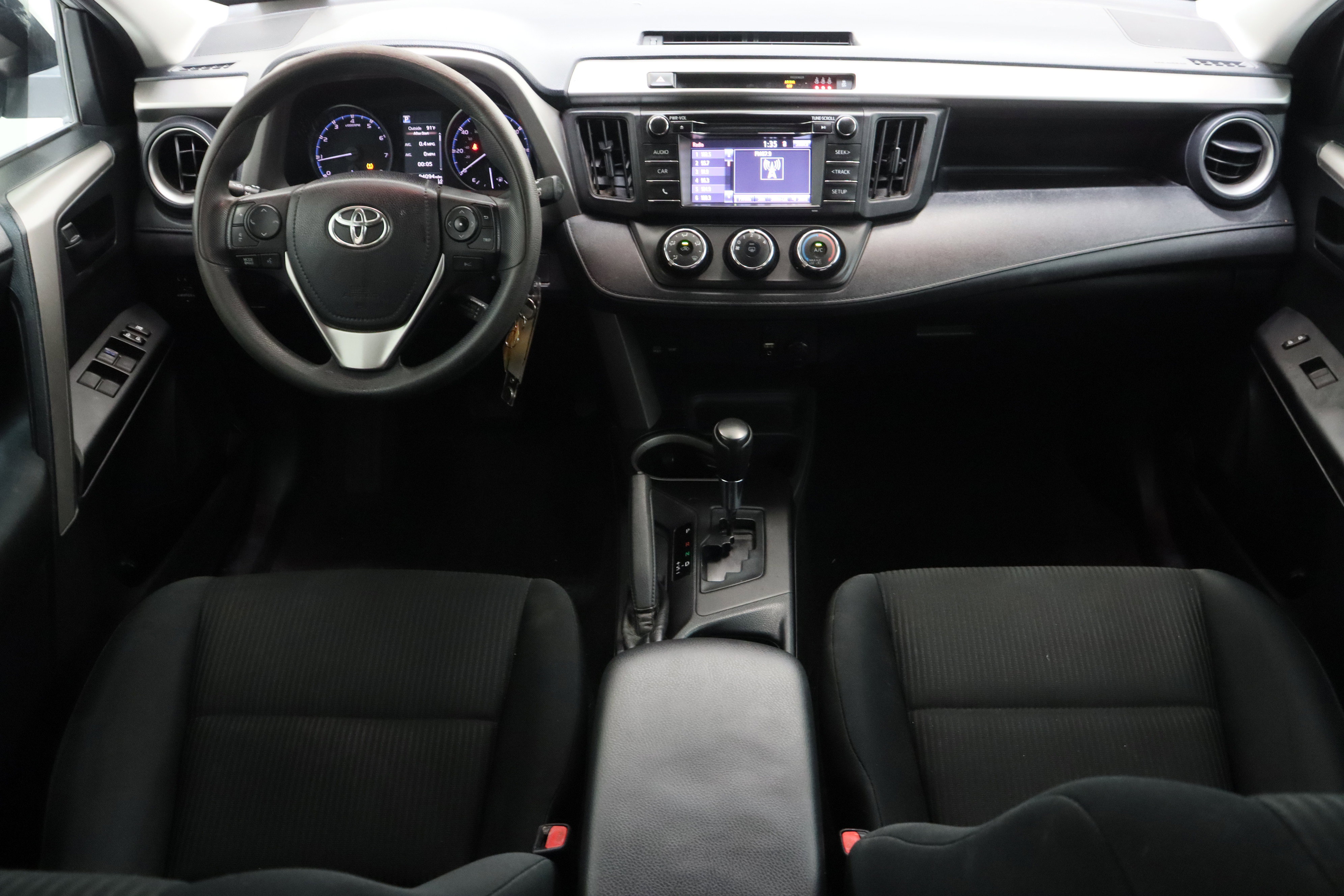 Used 2017 Toyota RAV4 LE FWD image 26