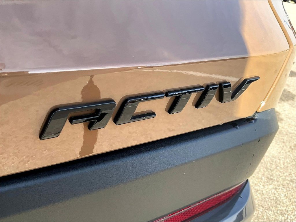 New 2027 Chevrolet Equinox ACTIV w/ Safety and Technology Package AWD/4WD image 26