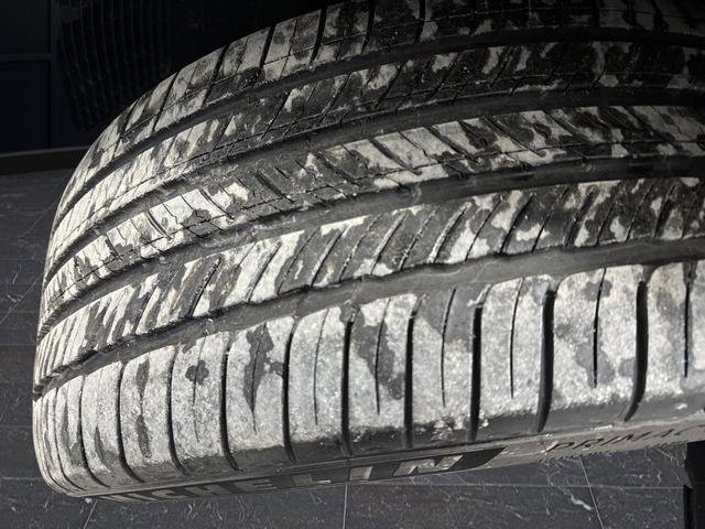 Used 2025 Genesis GV80 2.5T Prestige image 38