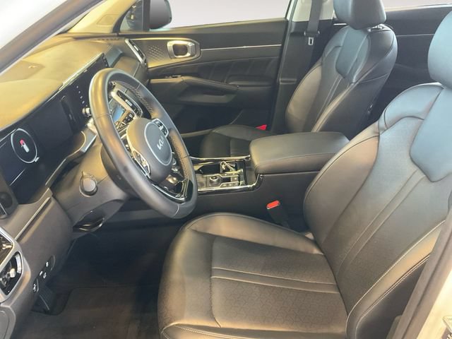 Used 2023 Kia Sorento SX AWD/4WD image 11