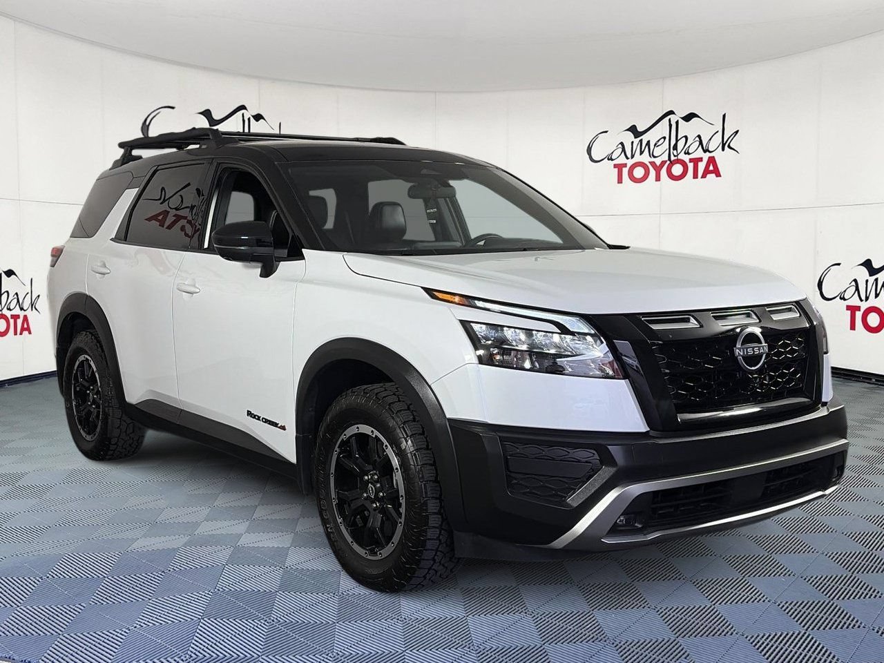 Used 2025 Nissan Pathfinder Rock Creek AWD/4WD image 3