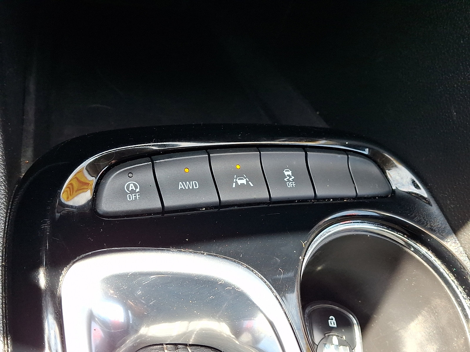 Used 2024 Buick Encore GX Sport Touring AWD/4WD image 24