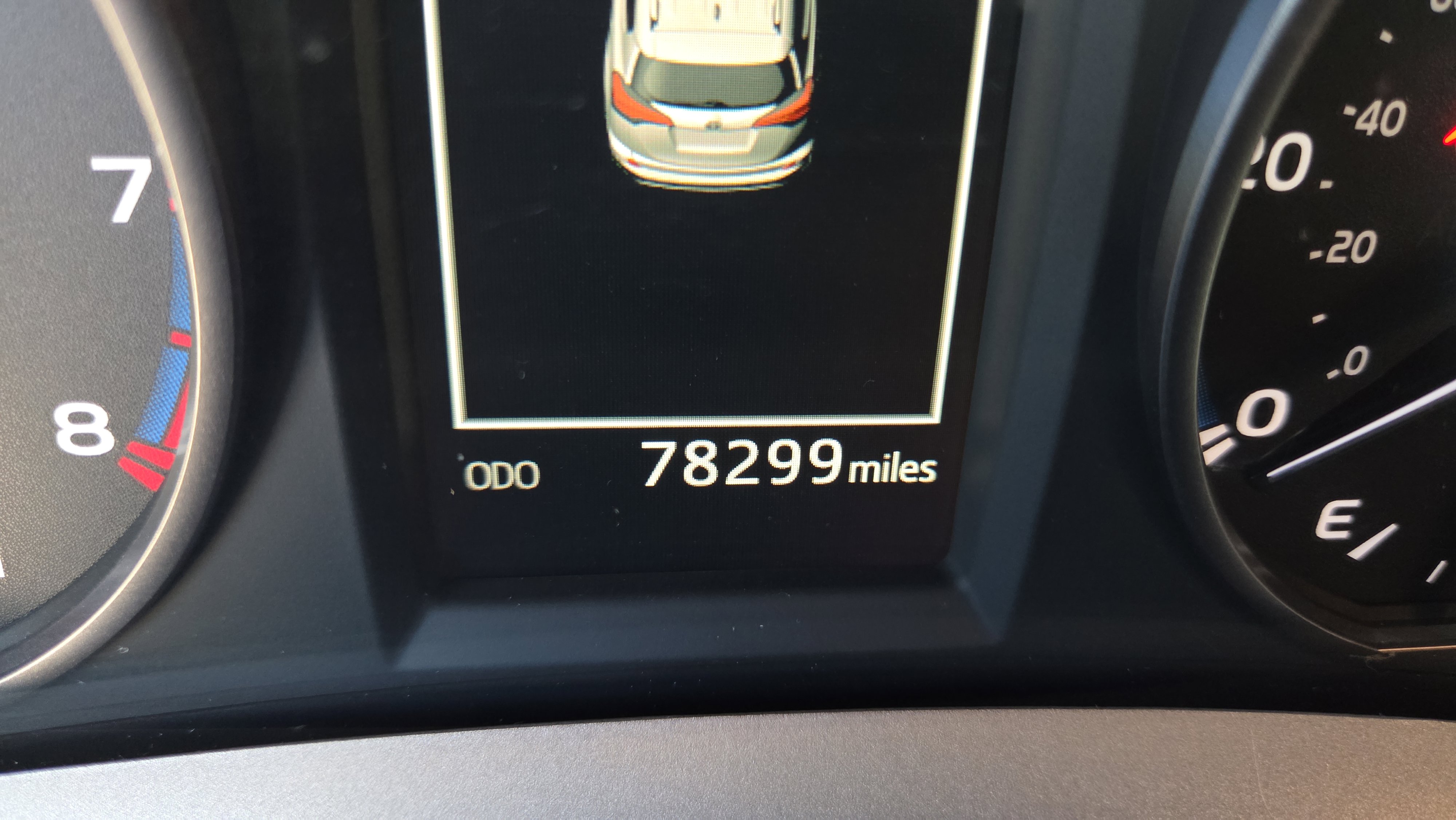 Used 2017 Toyota RAV4 LE image 24