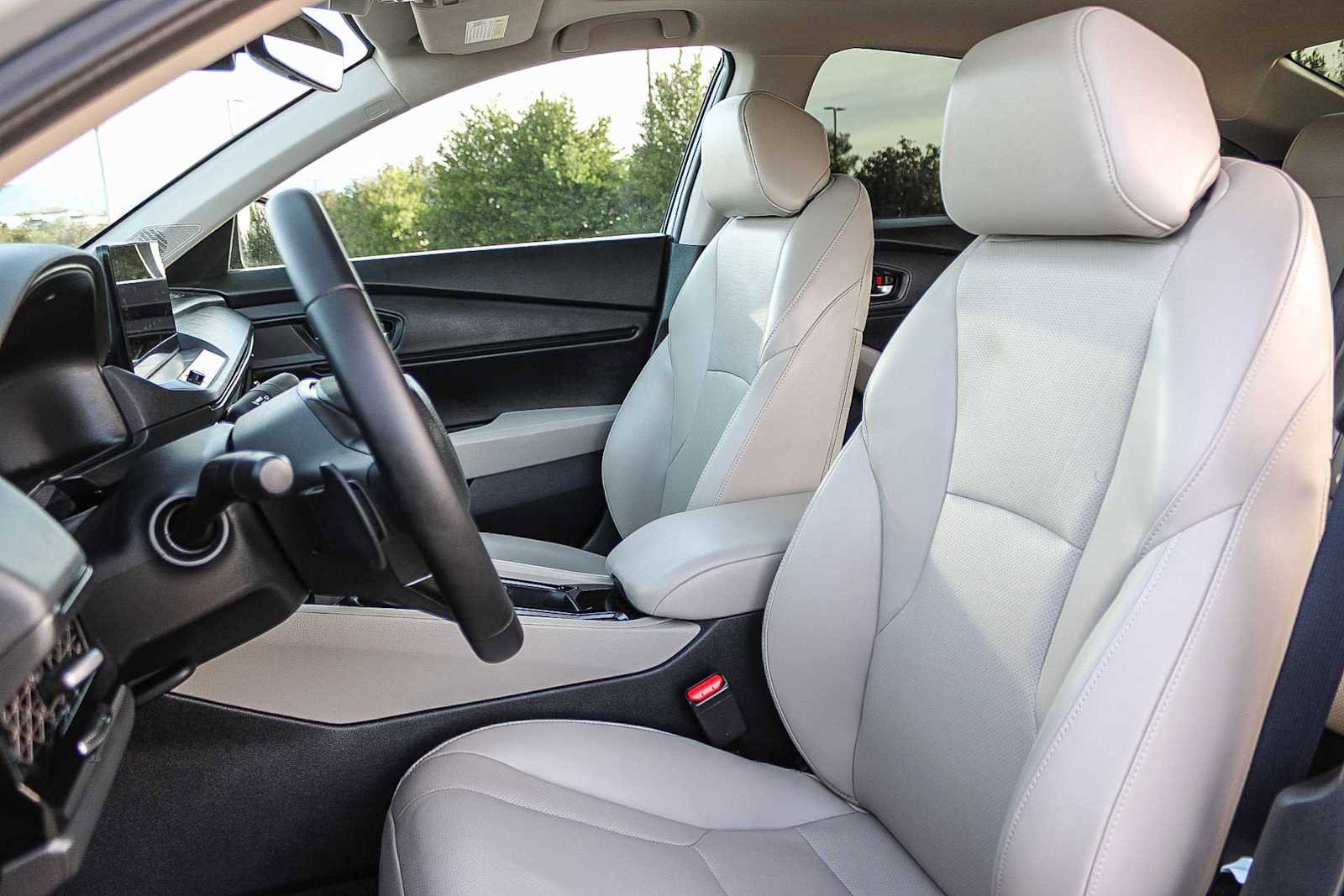 Certified 2025 Honda Accord EX-L image 17