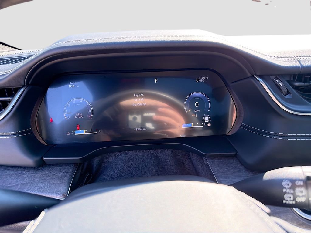 Used 2023 Jeep Grand Cherokee Overland image 42