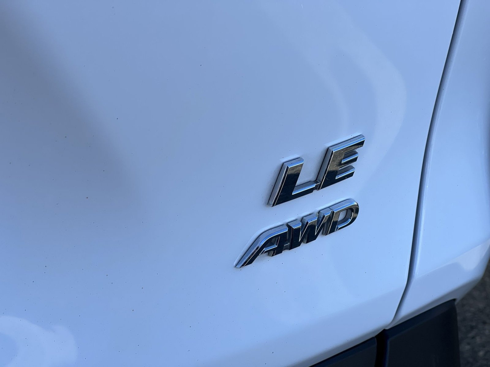 Used 2023 Toyota RAV4 LE image 23