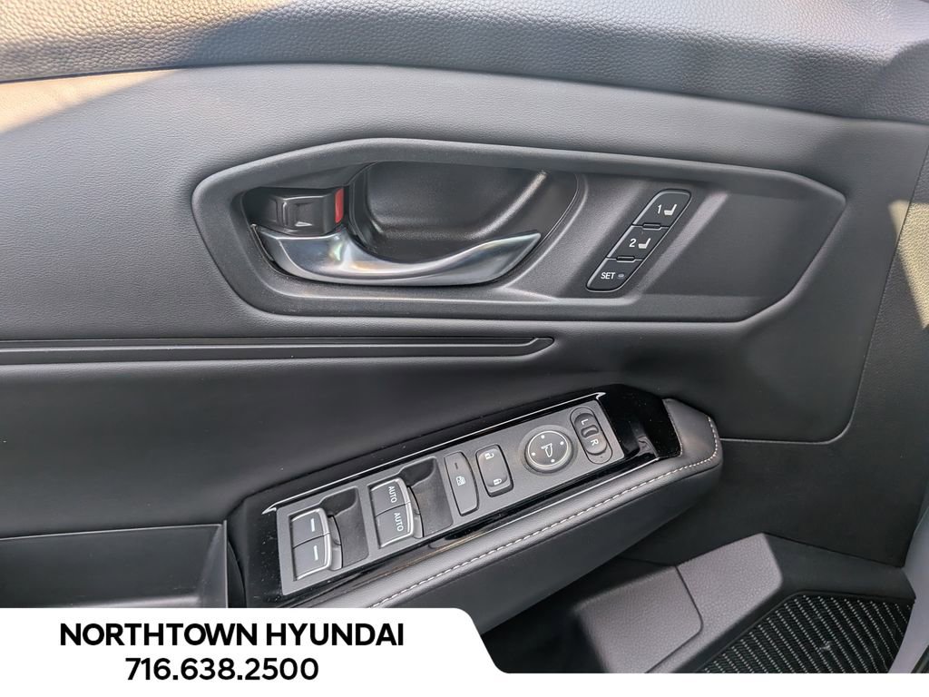 Used 2023 Honda Accord Touring image 32