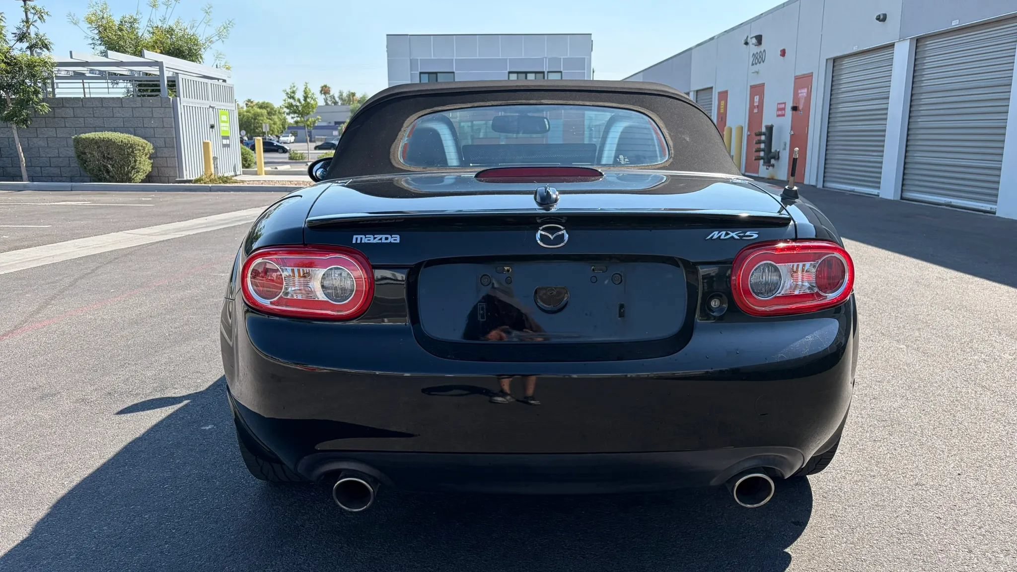 Used 2009 MAZDA MX-5 Miata Grand Touring w/ Premium Pkg RWD image 4