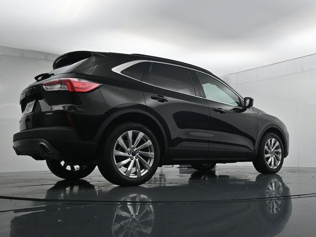 Certified 2022 Ford Escape Titanium w/ Titanium Elite Package AWD/4WD image 34