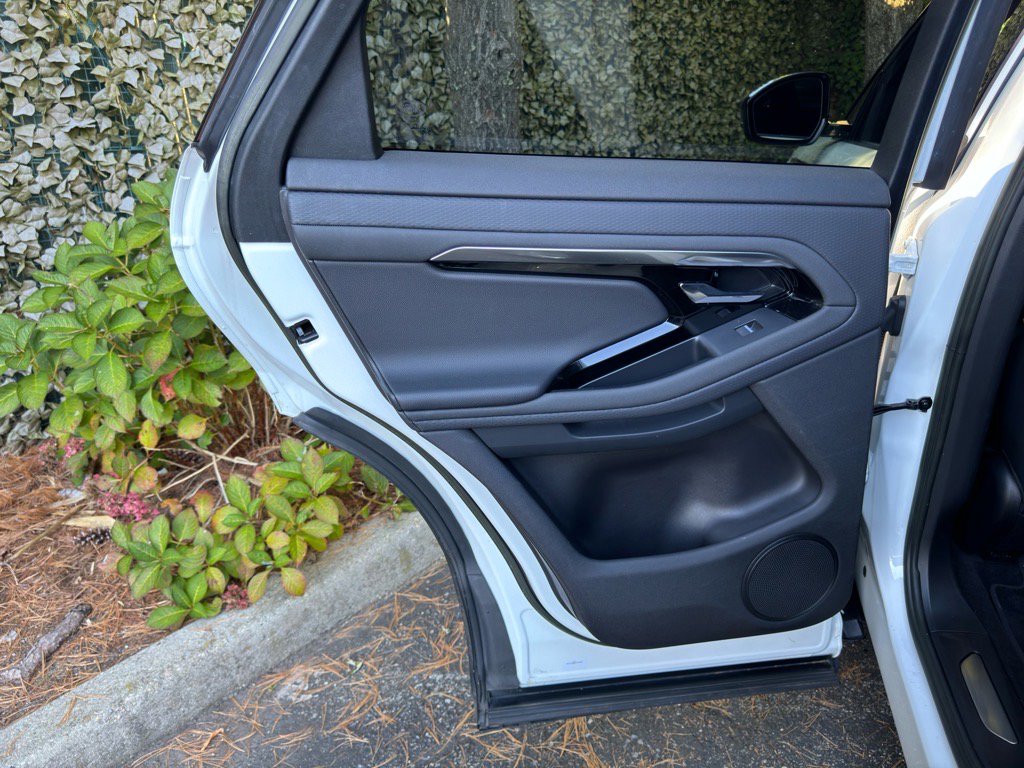 Used 2023 Land Rover Range Rover Evoque R-Dynamic S image 16