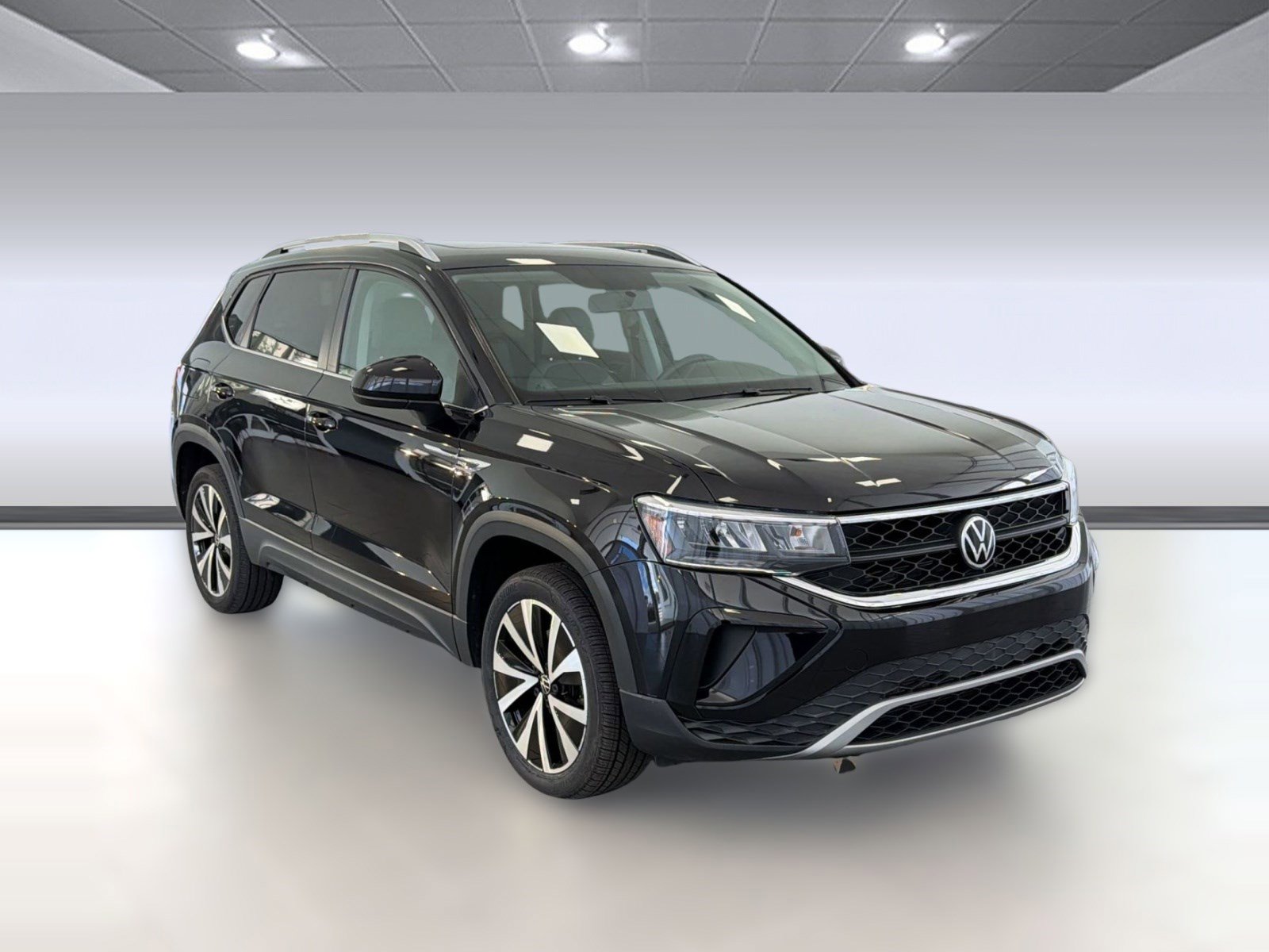 Used 2022 Volkswagen Taos SE w/ Panoramic Sunroof Package image 7