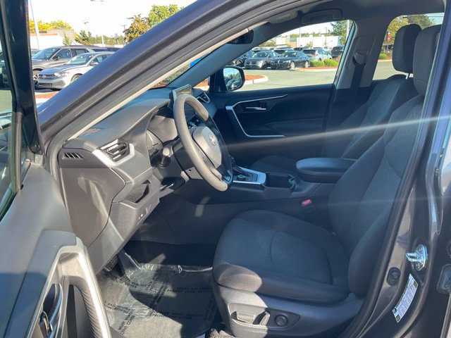 Used 2024 Toyota RAV4 XLE AWD/4WD image 13