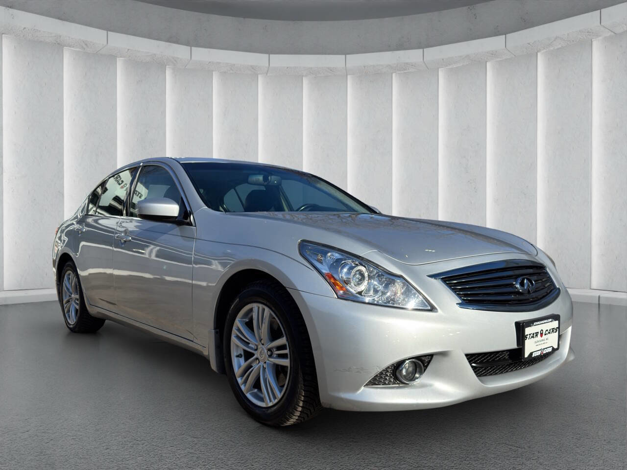 Used 2013 INFINITI G37 x Sedan w/ Premium Pkg image 7