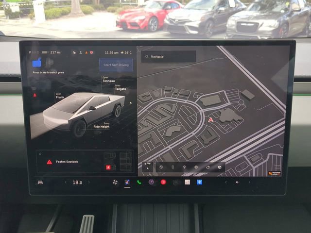 Used 2024 Tesla Cybertruck AWD Crew Cab image 23