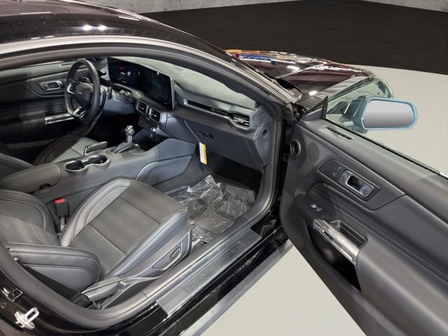 New 2026 Ford Mustang GT Premium w/ GT Performance Package RWD image 19