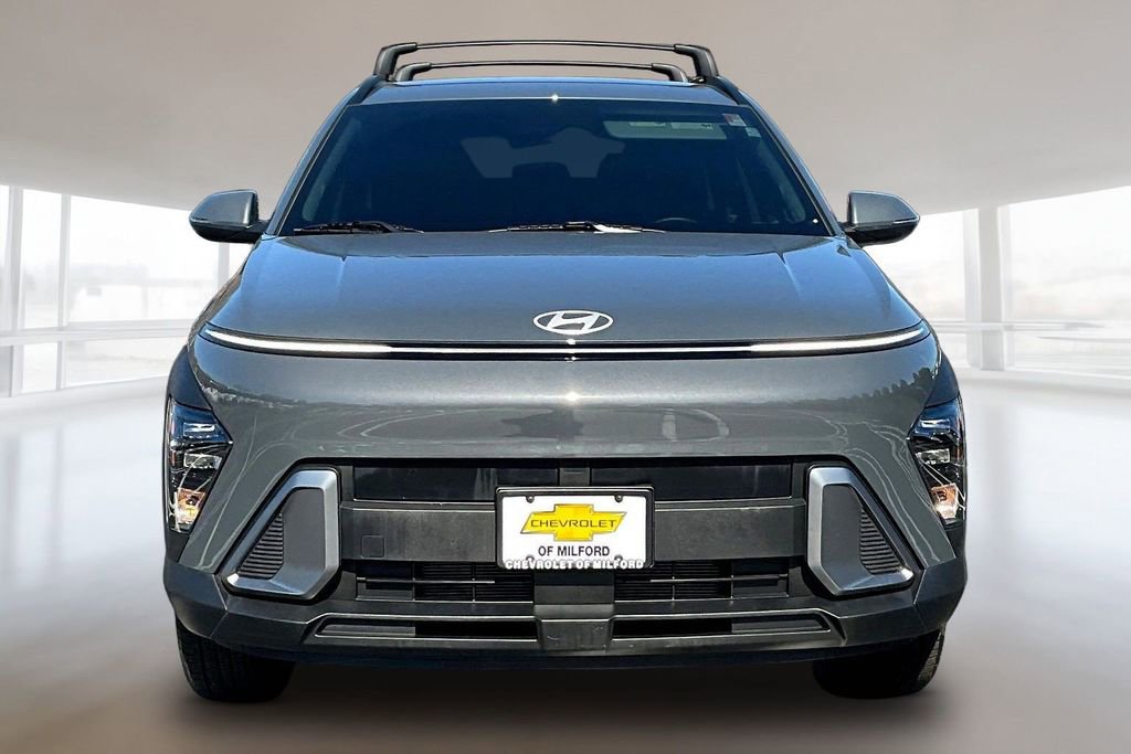 Used 2025 Hyundai Kona SEL image 2