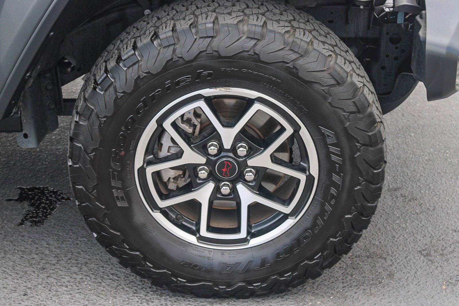 Used 2025 Jeep Wrangler Unlimited Rubicon AWD/4WD image 11