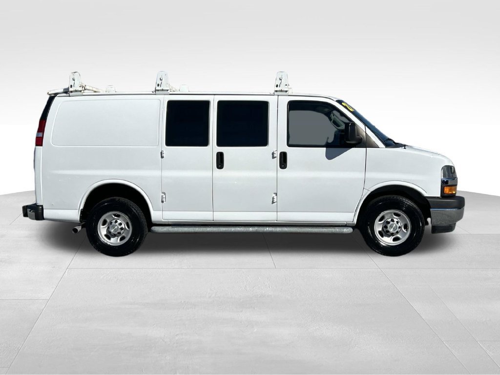 Used 2021 Chevrolet Express 2500 w/ Driver Convenience Package RWD image 2
