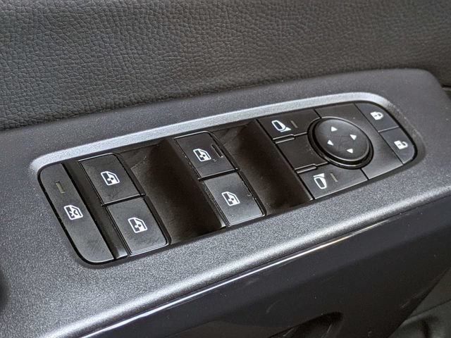 Used 2023 Nissan Pathfinder S FWD image 23
