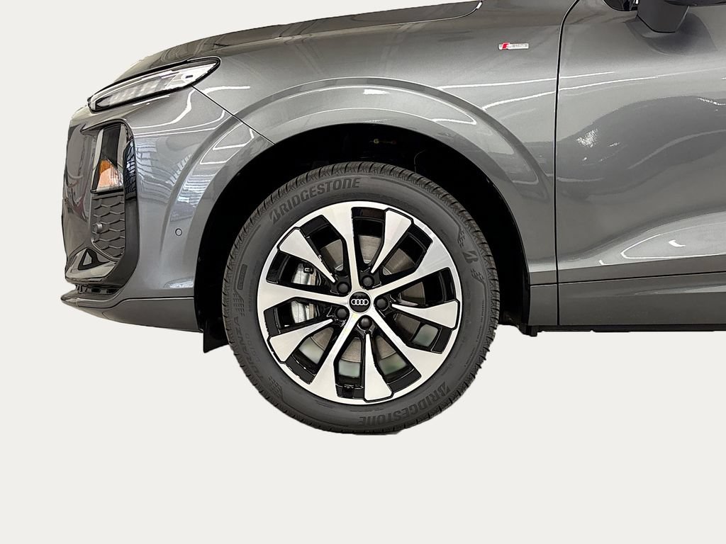 New 2026 Audi Q3 quattro 2.0T AWD/4WD image 26