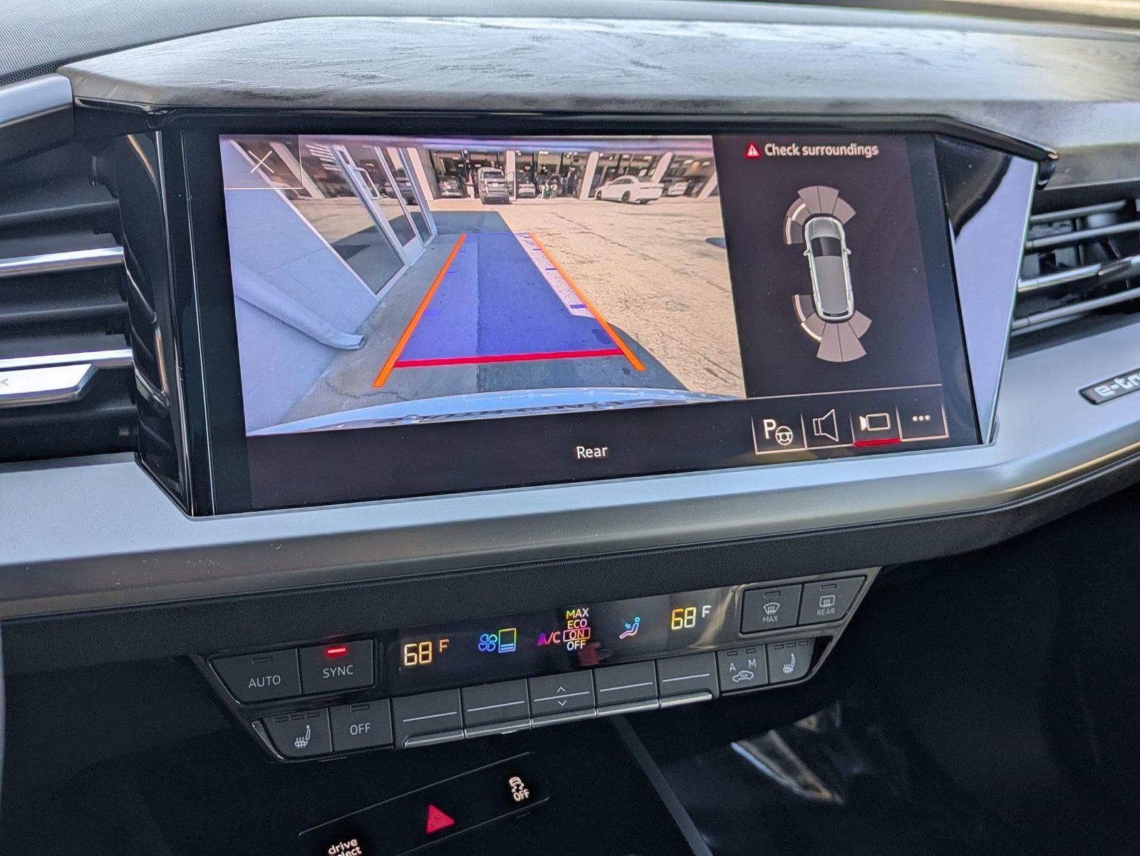 Used 2024 Audi Q4 e-tron Premium Plus image 13