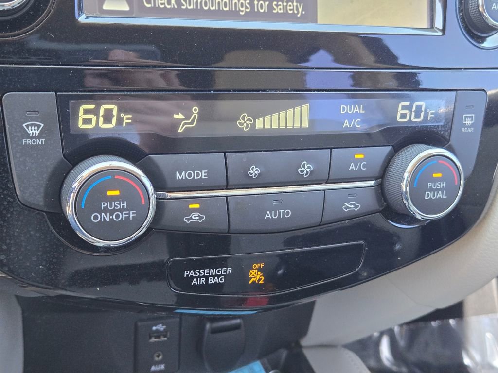 Used 2017 Nissan Rogue Sport SL FWD image 31