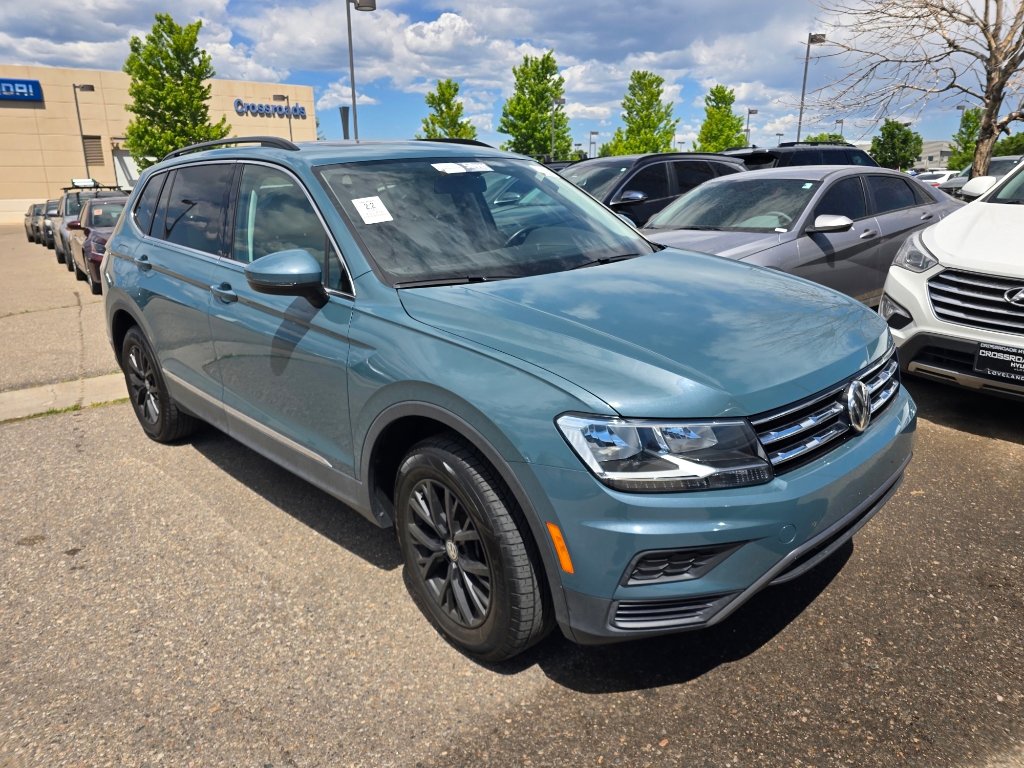 Used 2020 Volkswagen Tiguan SE w/ Panoramic Sunroof Package FWD image 7