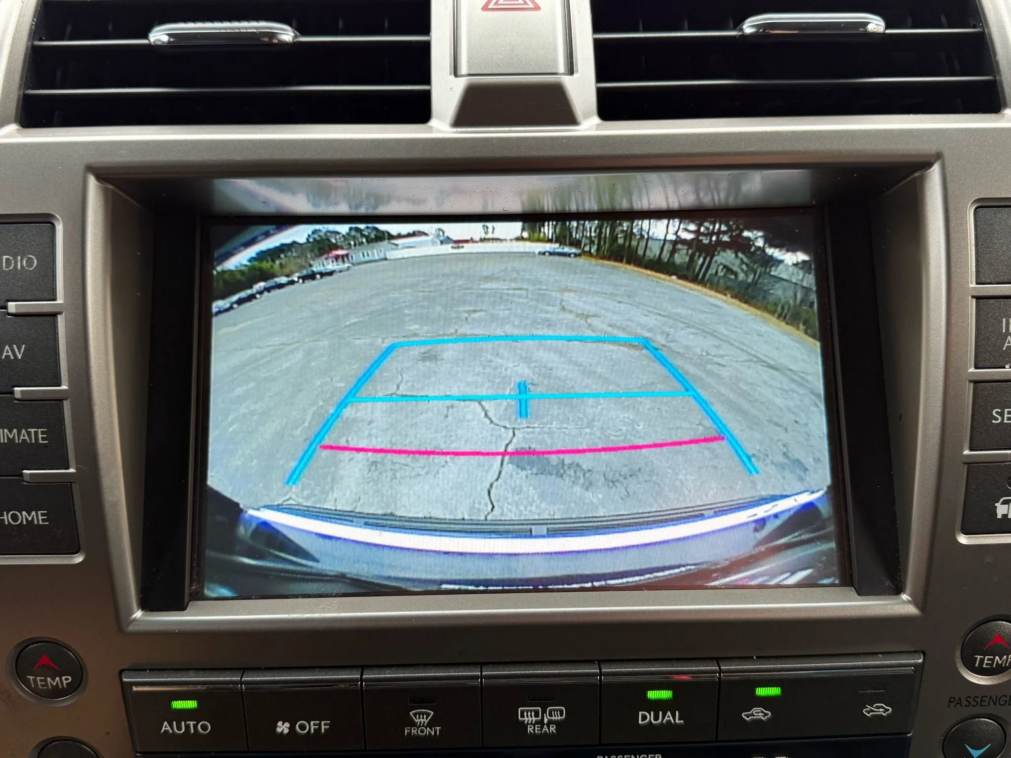 Used 2015 Lexus GX 460 image 20