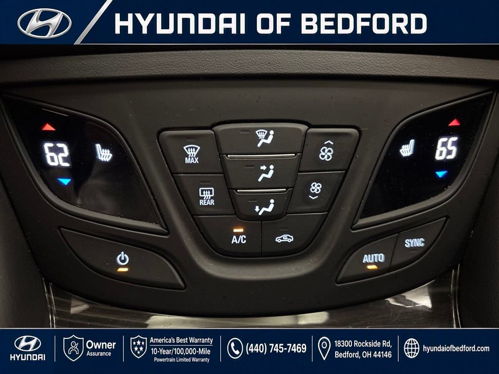 Used 2020 Buick Envision Essence AWD/4WD image 27