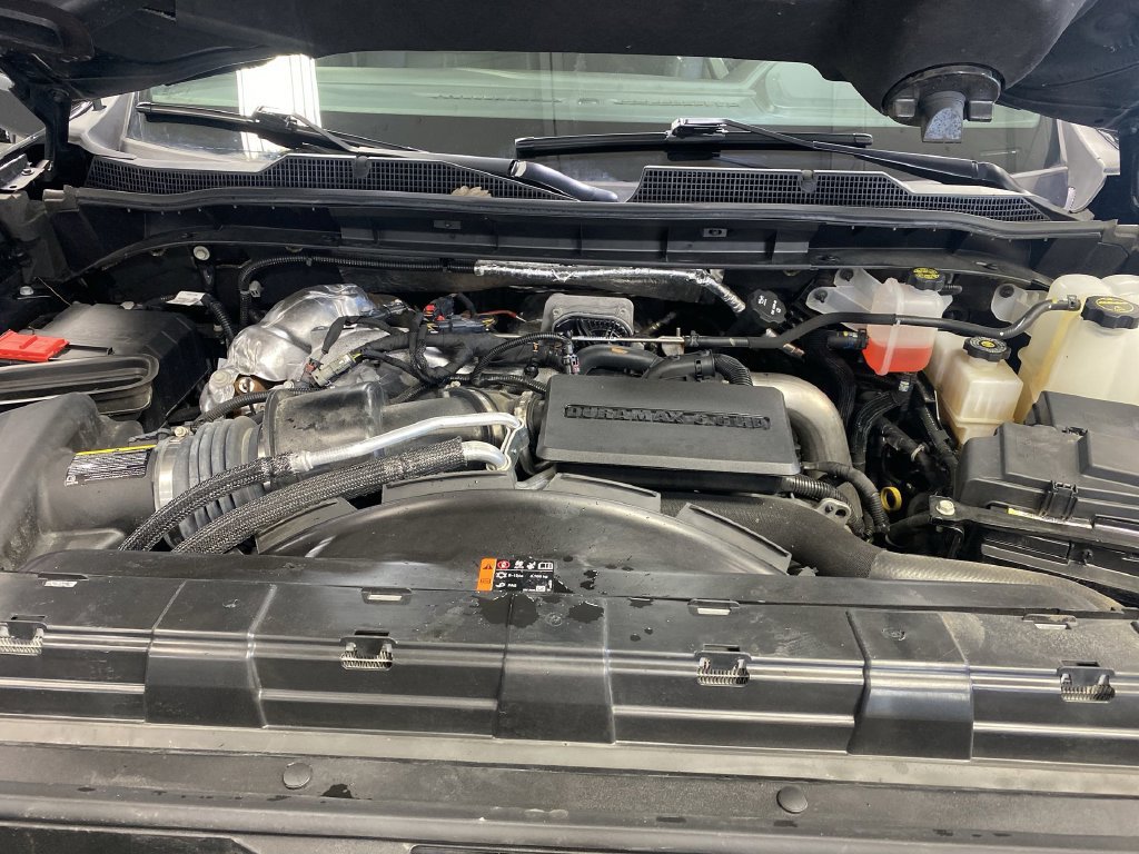 Used 2025 Chevrolet Silverado 3500 High Country AWD/4WD image 38
