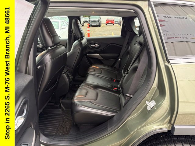 Used 2021 Jeep Cherokee Limited w/ Trailer Tow Group AWD/4WD image 19