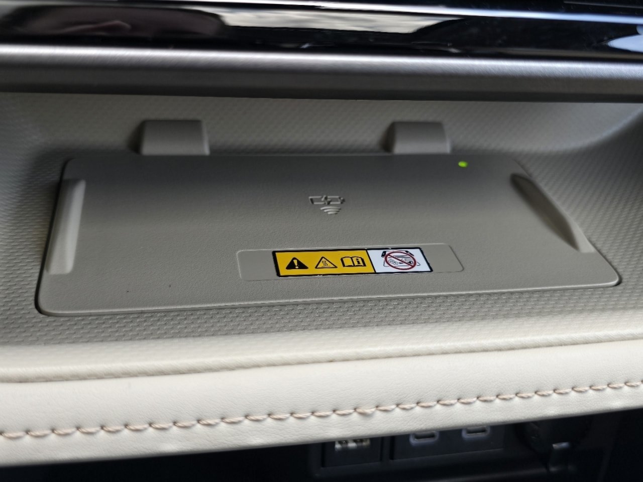 Certified 2024 Toyota Highlander Limited AWD/4WD image 31