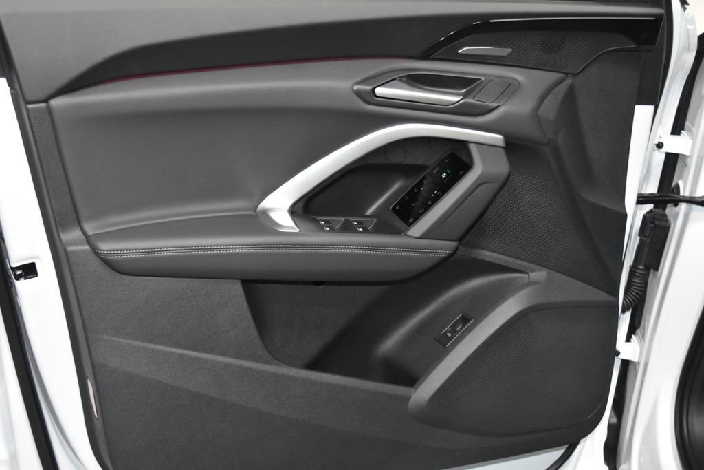 Certified 2025 Audi Q5 Premium Plus w/ Premium Plus image 4
