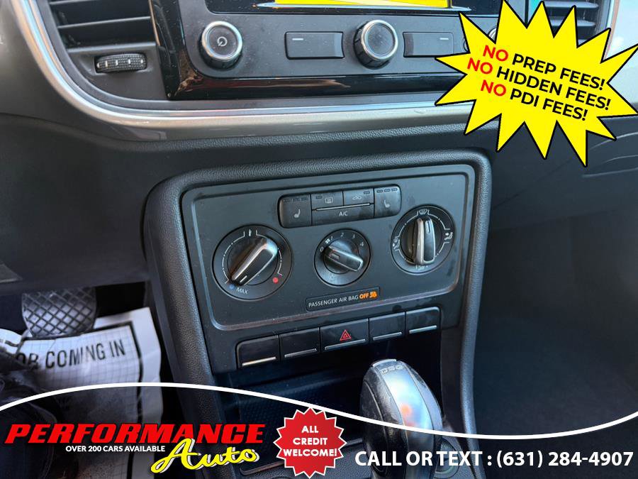 Used 2013 Volkswagen Beetle TDI image 10
