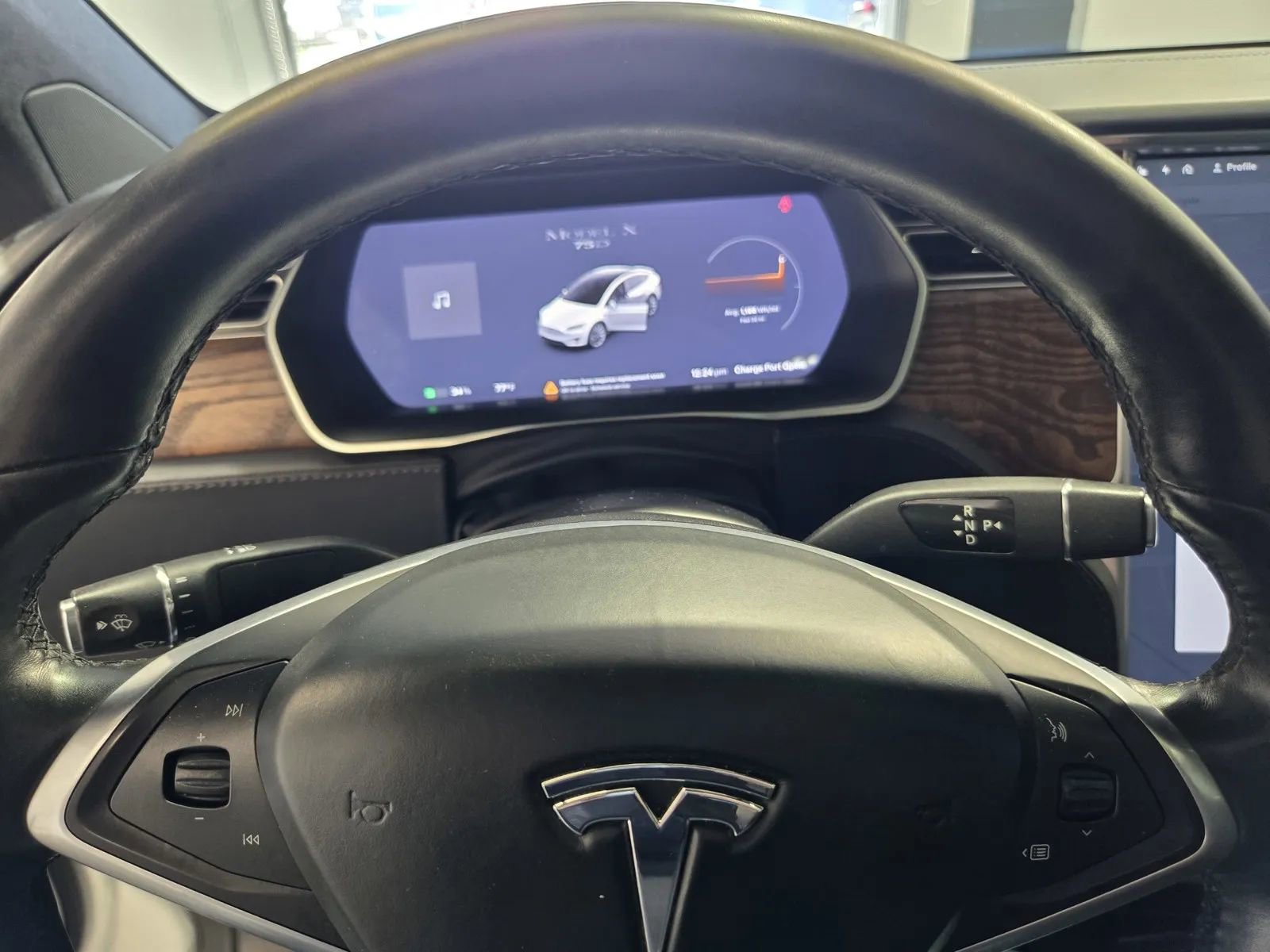 Used 2018 Tesla Model X image 14
