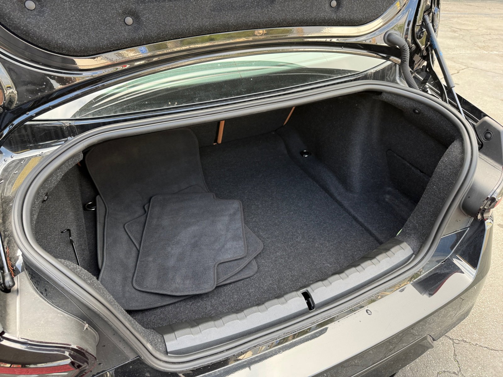 Used 2025 BMW 230i Coupe w/ M Sport Package image 19