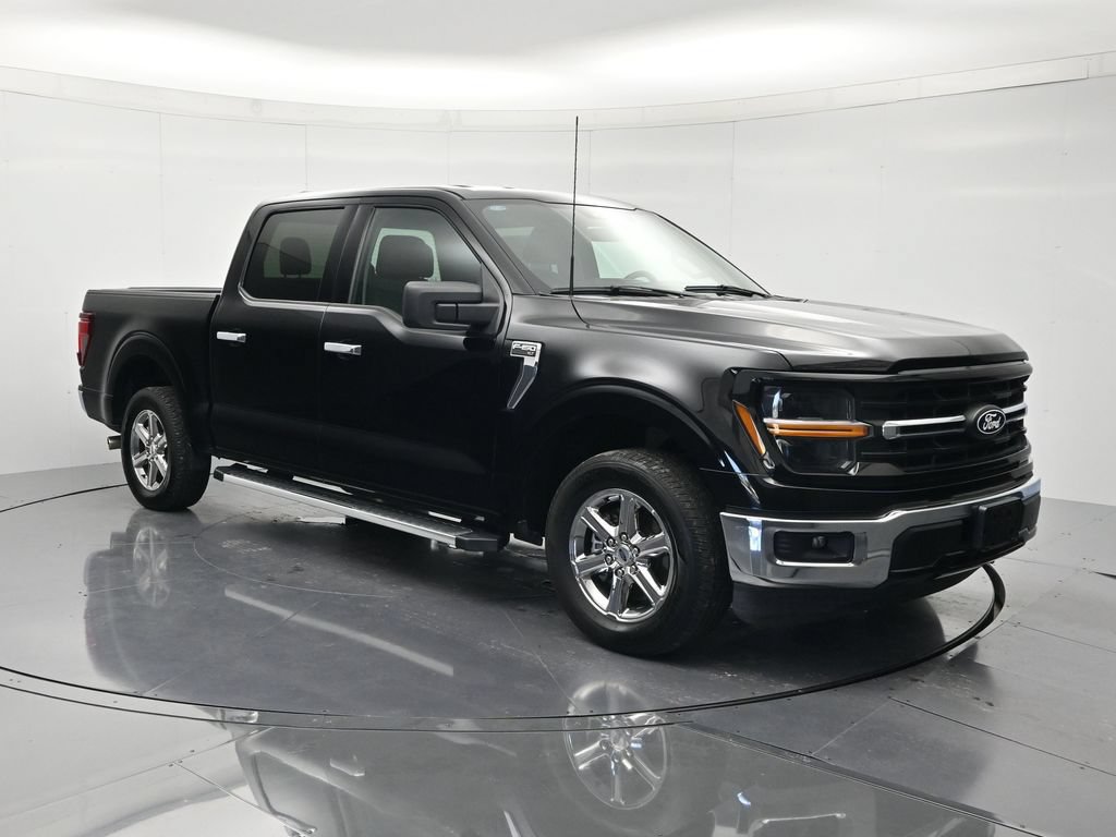 Used 2025 Ford F150 XLT w/ Equipment Group 301A Standard RWD image 3