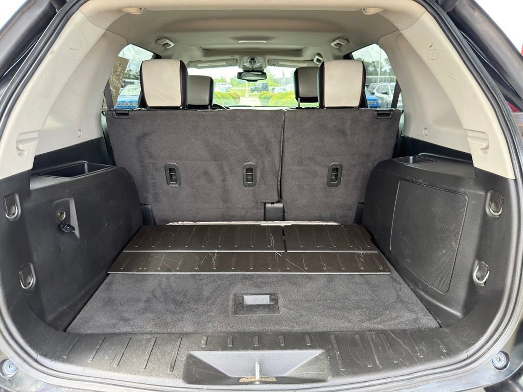 Used 2017 GMC Terrain SLT w/ Sun And Destination Package AWD/4WD image 29