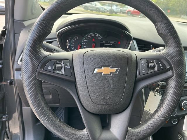 Used 2017 Chevrolet Trax LT FWD image 19